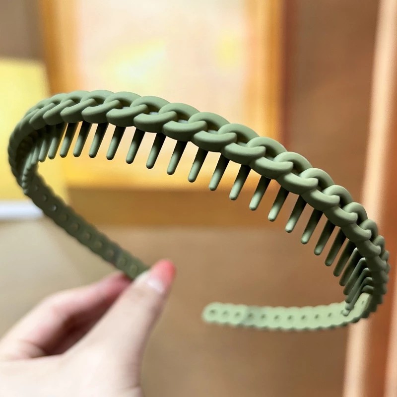 Newest with anti-slip teeth hair clip for women special face washing