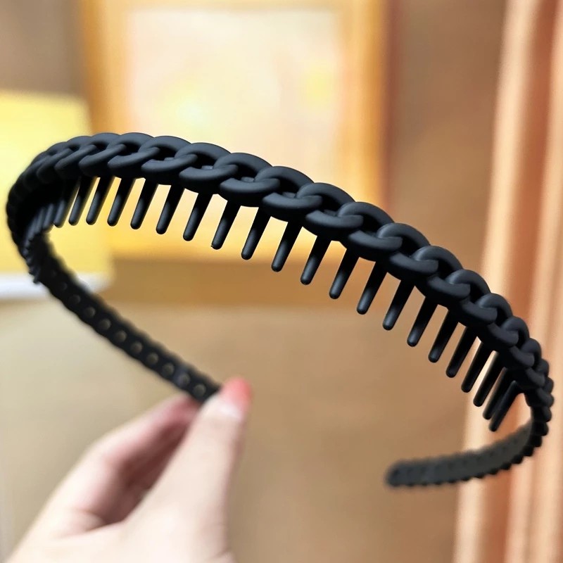 Newest with anti-slip teeth hair clip for women special face washing
