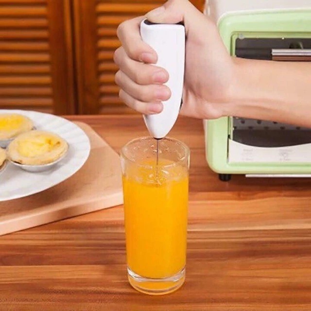 Máy đánh trứng Mini cầm tay, khuấy pha Cafe, tạo bọt mới nhất sử dụng pin tiện lợi du lịch dã ngoại