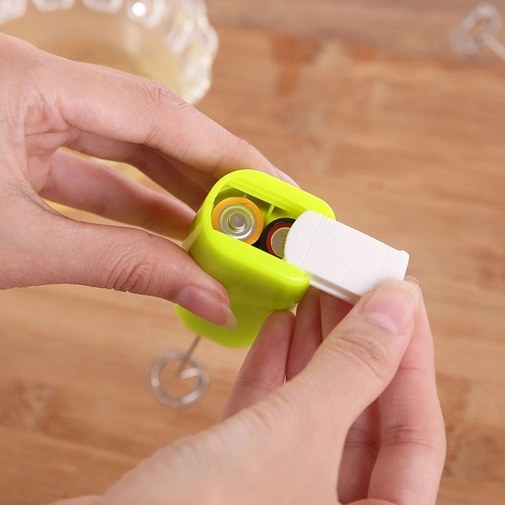 Máy đánh trứng Mini cầm tay, khuấy pha Cafe, tạo bọt mới nhất sử dụng pin tiện lợi du lịch dã ngoại