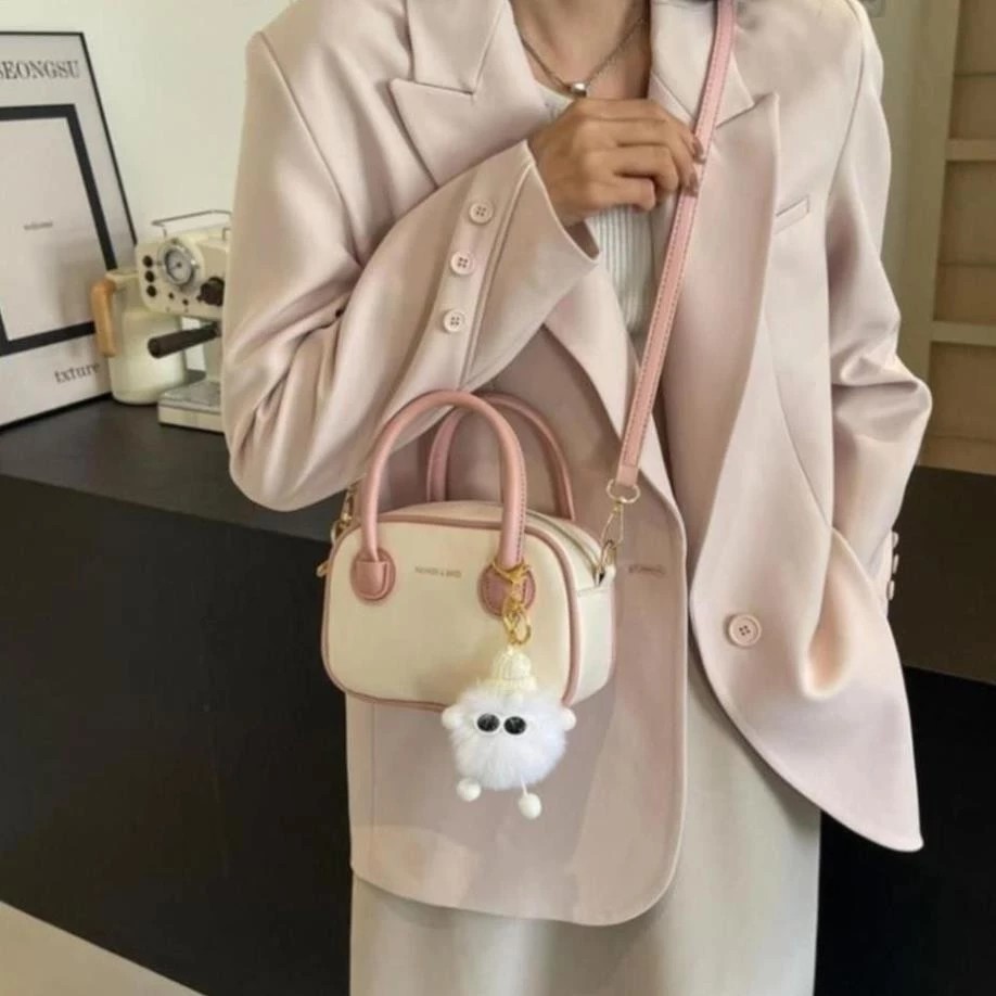Fashionable women's crossbody bag size 18 to fit phone with cute hook TX73