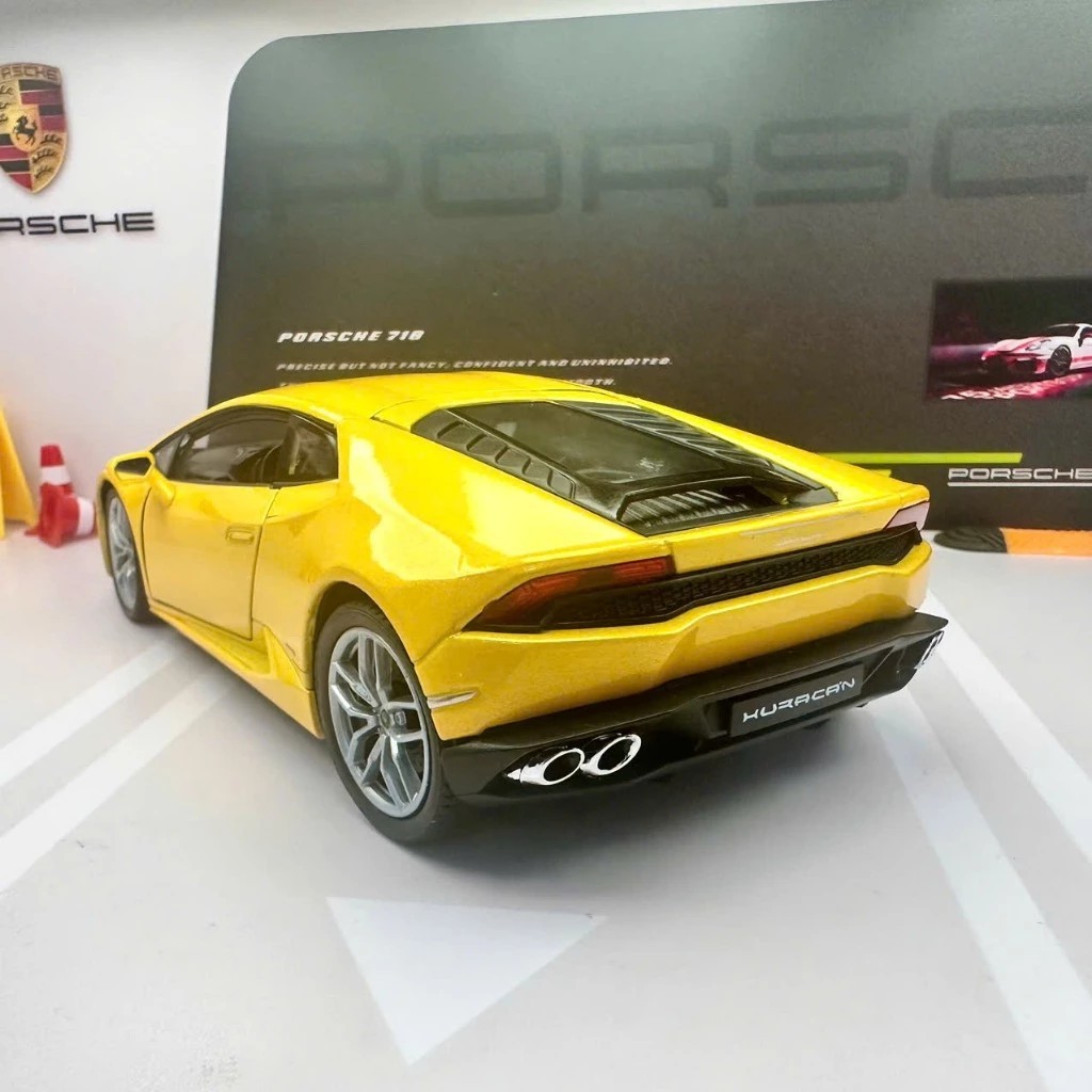Mô hình xe Lamborghini Huracan LP610-4 tỉ lệ 1:24 hãng Welly
